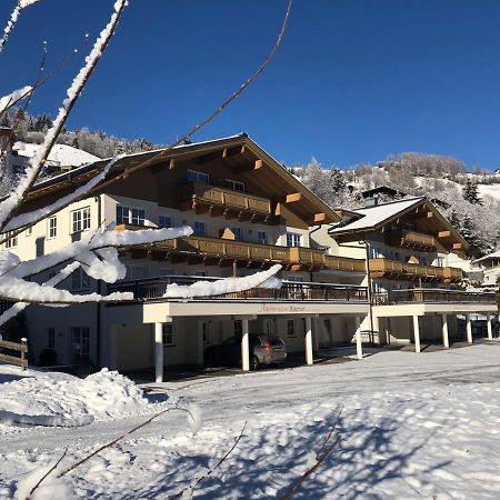 Alpinresort Kaprun 11 Exterior photo